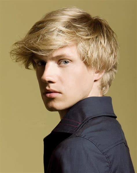 30 Shaggy Hairstyles for Men to Explore in 2024