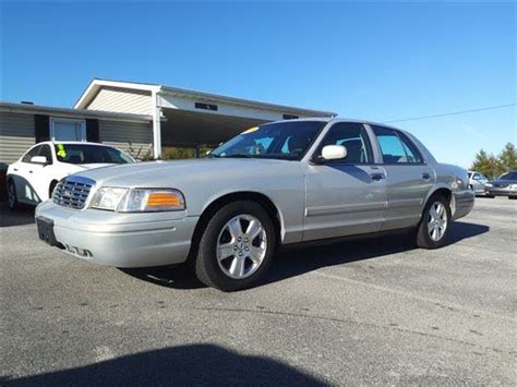 Used 2010 Ford Crown Victoria For Sale With Photos Cargurus