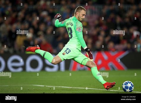 Jasper Cillessen Hi Res Stock Photography And Images Alamy