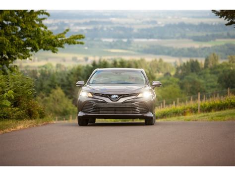 2020 Toyota Camry Hybrid: 86 Exterior Photos | U.S. News