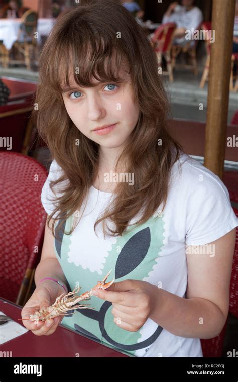 Fille Ans Bikini Ou Ans Banque De Photographies Et Dimages Haute R Solution Alamy