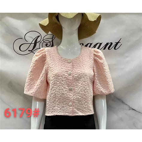 New Korean Sexy Fashion Wear Crop Top Puffsleeves With Buttons For