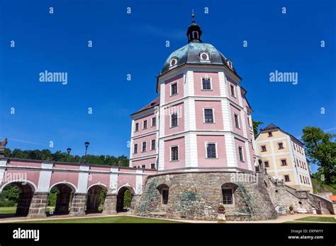 Becov Nad Teplou Panorama Baroque And Gothic Castle Region Karlovy