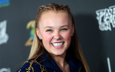 JoJo Siwa tattoos future kids' names, plans sperm donor | Conservative News Daily™