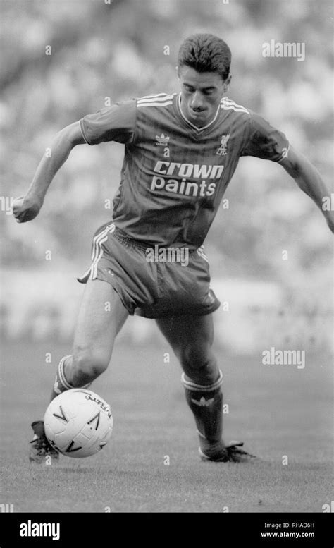 Ian Rush Liverpool 1986 Hi Res Stock Photography And Images Alamy