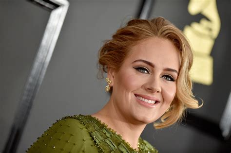 Adele treedt toch op tijdens BRIT Awards, zangeres ontkent ...