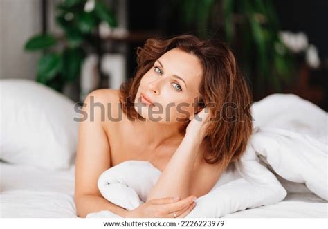 Sexy Naked Brunette Woman Lying Bed Stock Photo Shutterstock