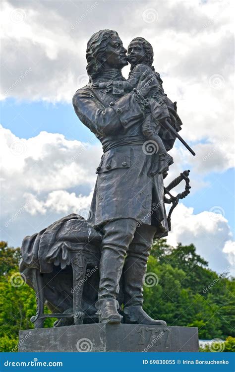 PETERHOF, RUSSIA. Pyotr I Holds a Monument on Hands of the King Louis ...