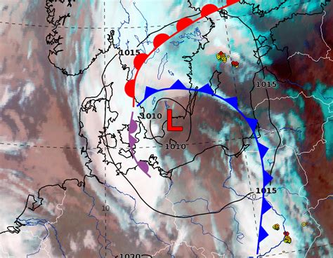 DMI on Twitter Dagen starter mange steder vådt med regn i varierende