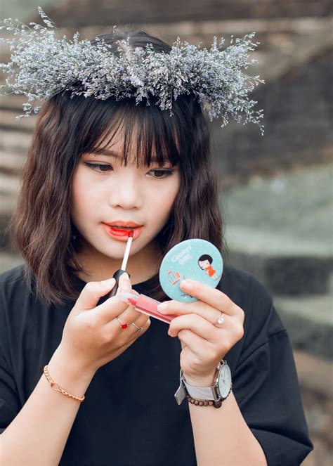 How To Apply Lip Tint Korean Style A Step By Step Process