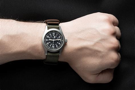 Hamilton Khaki Field Mechanical 38mm Watch Review | HiConsumption