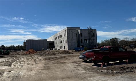 Marking a Milestone: Last beam goes up at Orlando Technical College - BBM Structural