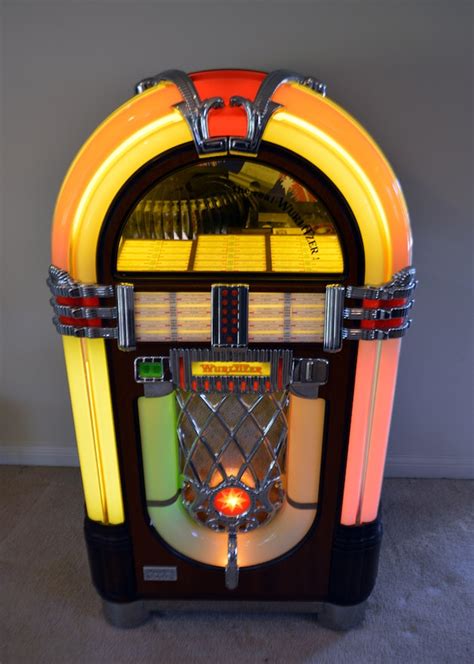 Wurlitzer One More Time Model 1015 Replica Jukebox Ebth