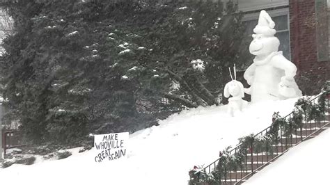 Grinch Snow Sculpture on 21st Avenue East in Duluth - Fox21Online