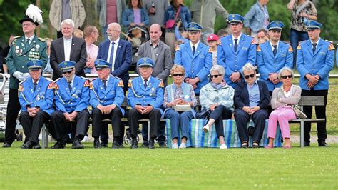 100 Jahre Spielmannszug Praest Schöne Fotos vom Umzug