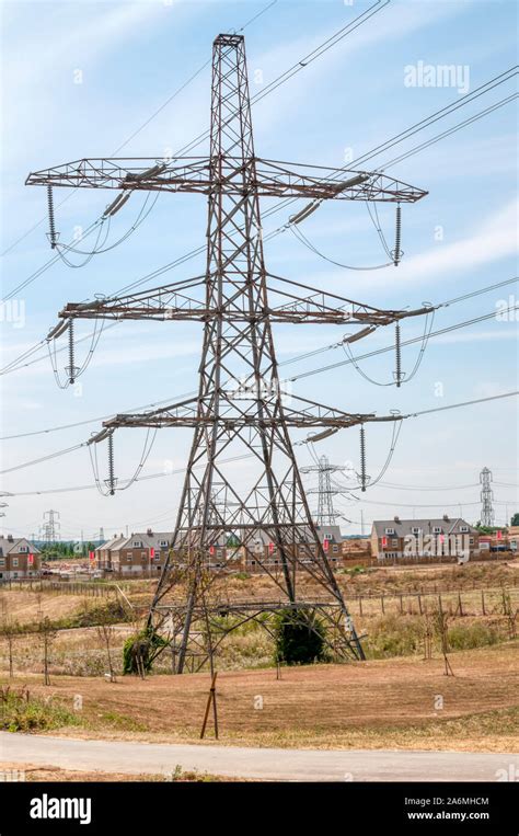 Electricity Pylon Kent England Hi Res Stock Photography And Images Alamy