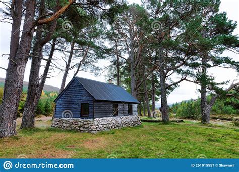 Bob Scott Bothy editorial photography. Image of highlands - 261915557
