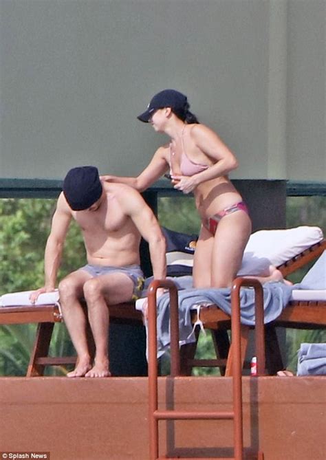 Cheryl Burke Sports Nude String Bikini On Mexico Holiday Daily Mail Online