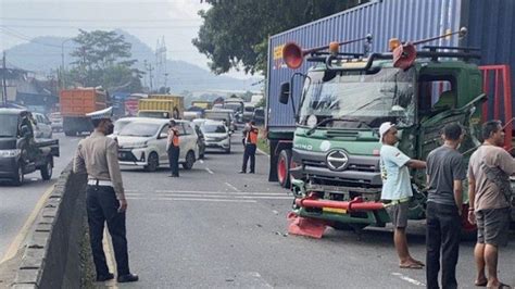 Kendaraan Terlibat Kecelakaan Karambol Di Bergas Semarang Berawal