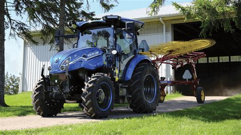 The Future Of Farming New Holland S T Electric Power Tractor