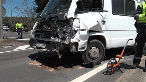 Accidente Ibiza Tres Heridos Leves