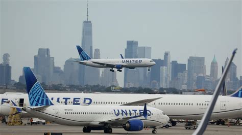 Crescimento Da United Airlines Desacelera Em Meio A Problemas