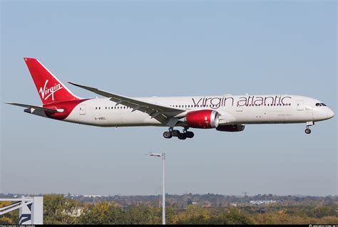 G Vbel Virgin Atlantic Boeing Dreamliner Photo By G Bor Szabados