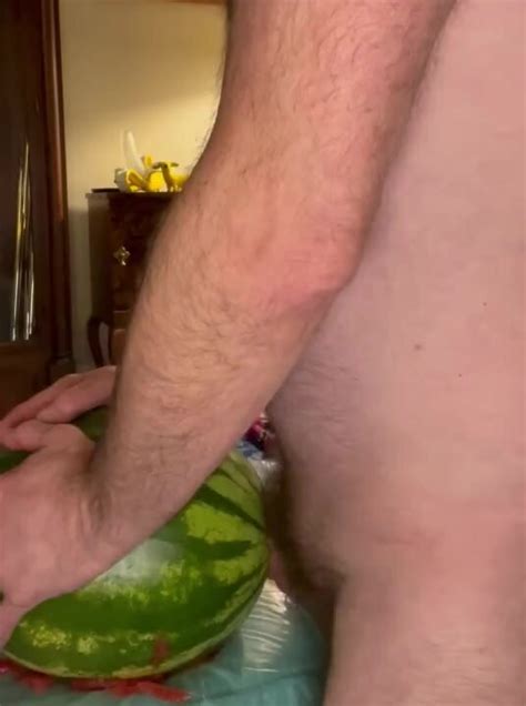 Xvideos Vixen With Gay Fatty Fucking A Watermelon Cnn Amador