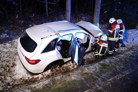 Schwerer Unfall Im Tharandter Wald Antenne Sachsen