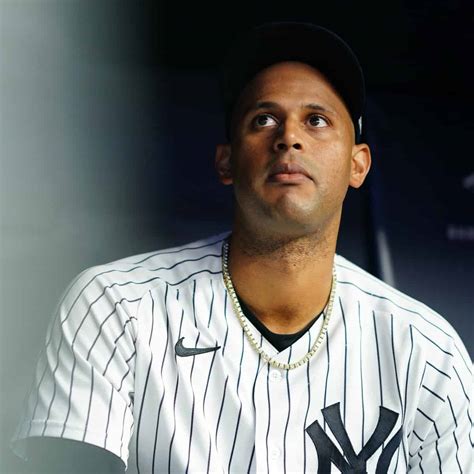 Ex Yankee Aaron Hicks Signs To Stay Within Al East Pinstripes Nation