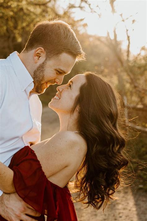 Summer Engagement Session Outdoor Couples Photography Ideas