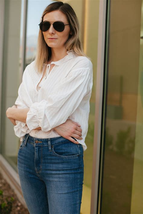 White Nude And Denim Simplicity Tea Cups Tulips