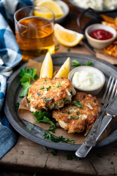 How To Make Crab Cakes Best Crab Cake Recipe The Seasoned Mom