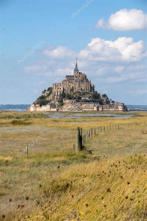 Le Mont Saint Michel Isla Con La Famosa Abad A Normand A Francia