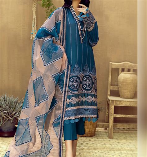 Luxurious Schiffli Heavy Embroidered Lawn Dress Code