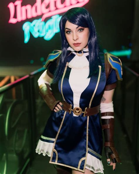 Caitlyn League Of Legends Cosplay