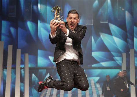 Sanremo La Finale Vince Francesco Gabbani Seconda Mannoia