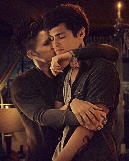 Malec Art 😋 Alec Lightwood Magnus Bane I Feel So Safe With You Alec