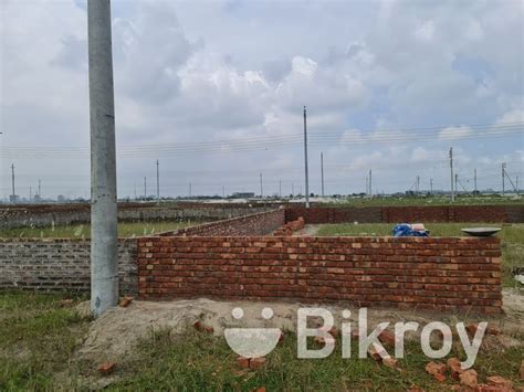 3 Katha South Facing Plot Urgent Sale At Block P Extension Basundhara