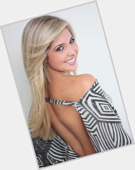 Hot Sexy Trisha Cummings Bikini Pics