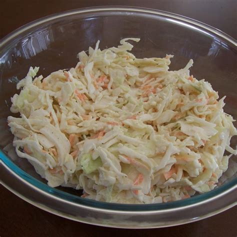 La Recette de Salade de chou crémeuse traditionnelle Recettes de