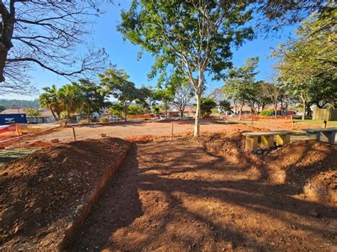 Obras de revitalização da Praça do Objetivo no Santa Luzia avançam