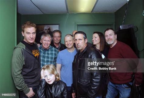 8 Hot Sexy Bonnie McFarlane Bikini Pics