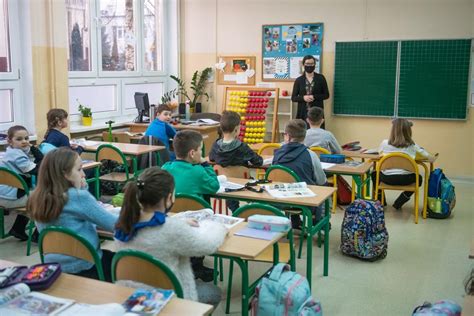 Uczniowie z Ukrainy we wrocławskich szkołach Część w klasach