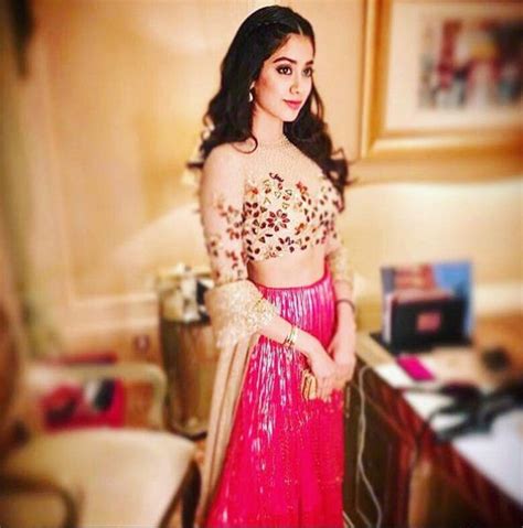 Jhanvi Kapoor Hot Pics These Sexy Pics Of Jhanvi Kapoor Will Make You Her Fan Forever