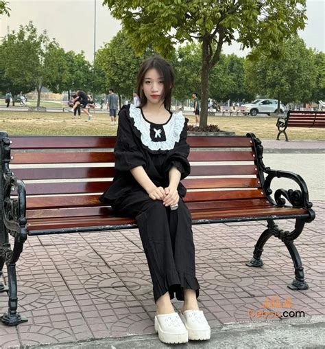 Hoàng Lan Anh TikTok là ai Say đắm với loạt ảnh Hoàng Lan Anh TikTok mặc bikini khoe body gợi