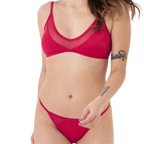 Conjunto Bikini Top Gran Capacidad Torca Dorina Limited Edition Corseteria Singular