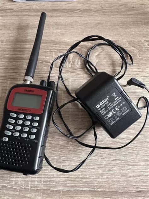 UNIDEN BEARCAT UBC69XLT 2 Funkscanner 80 Kanal 25 512 MHz VHF UHF