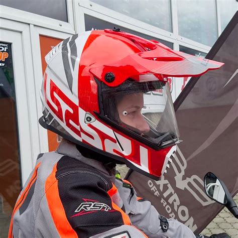 LS2 Pioneer Evo Helmet - colour choice - Apex 66