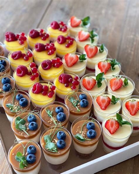 Dessert Shots Dessert Cups Yummy Food Dessert Mini Desserts Cake